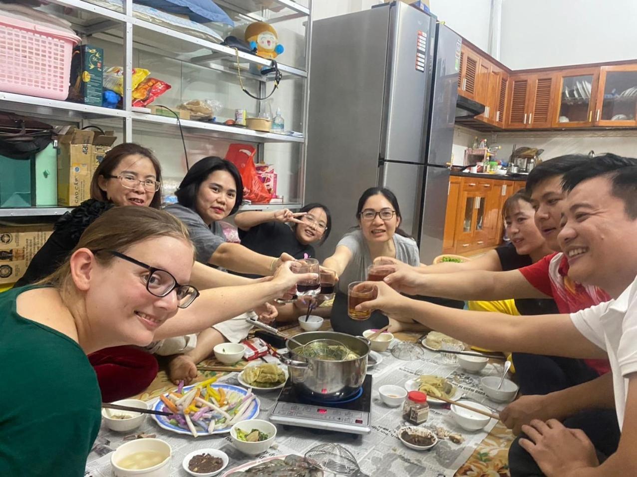 Hang Thuong Hostel - Motorbikes And Tour ハザン エクステリア 写真
